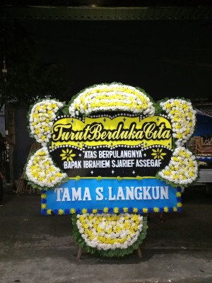 Papan Bunga Duka di Tanjung Indah